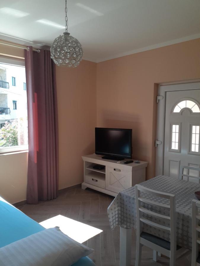 Apartmani Tanja Tivat Buitenkant foto