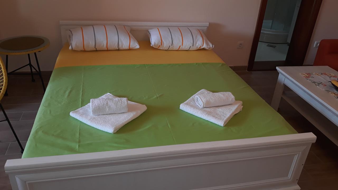 Apartmani Tanja Tivat Buitenkant foto