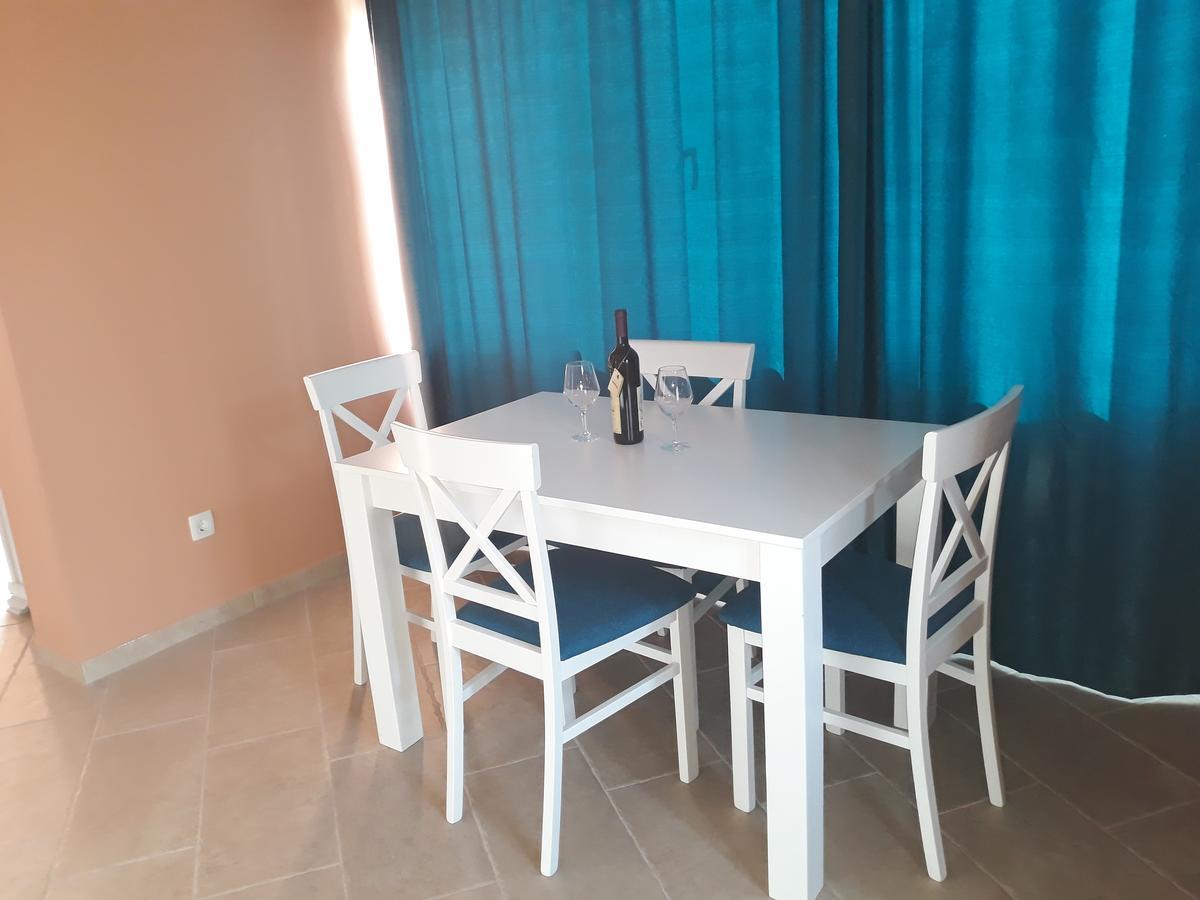 Apartmani Tanja Tivat Buitenkant foto