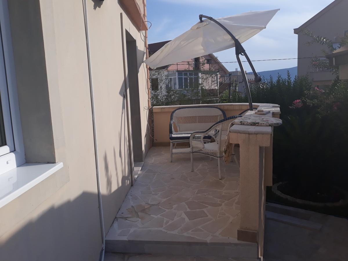 Apartmani Tanja Tivat Buitenkant foto