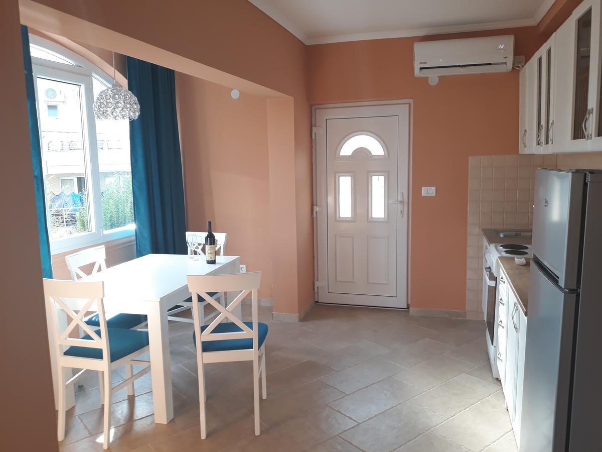 Apartmani Tanja Tivat Buitenkant foto