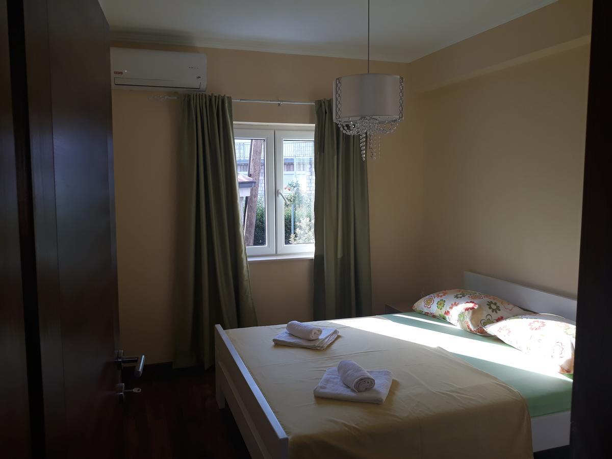 Apartmani Tanja Tivat Buitenkant foto